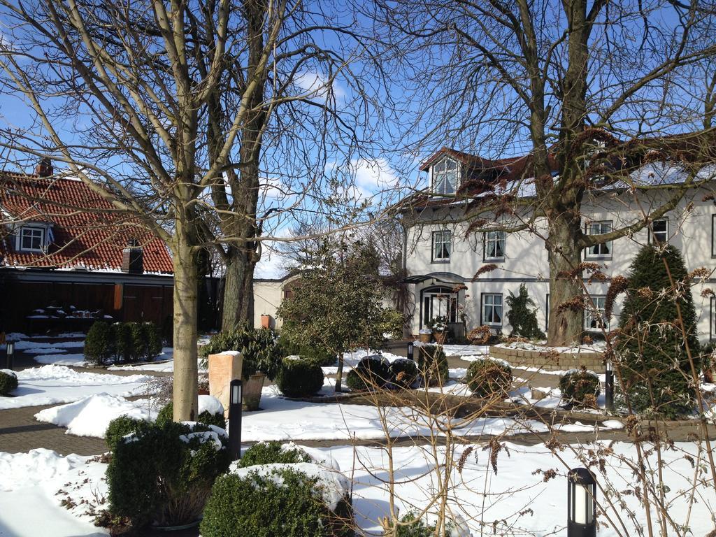 Baerenkrug Hotel Molfsee Exterior photo